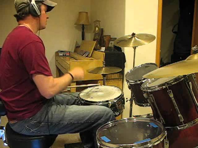 Queen – Another One Bites the Dust: Drum Cover for Students